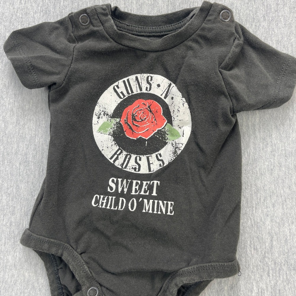 HM Guns N Roses Onesie Preemie 0-1M Sweet Child O Mine Black Graphic Bodysuit